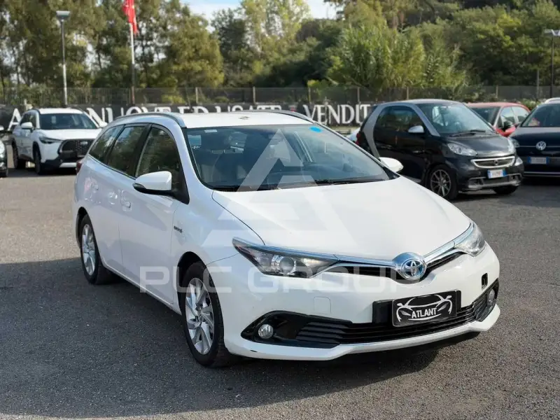 2017 Toyota AURIS