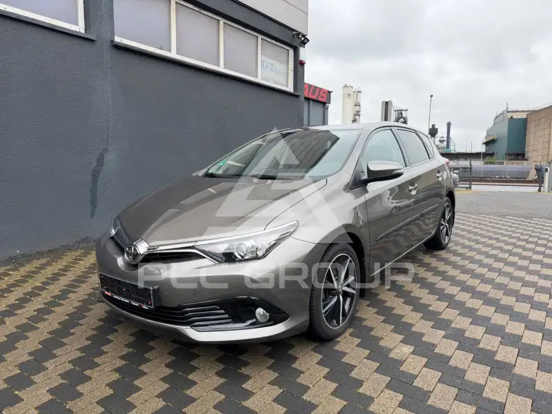 2017 Toyota AURIS