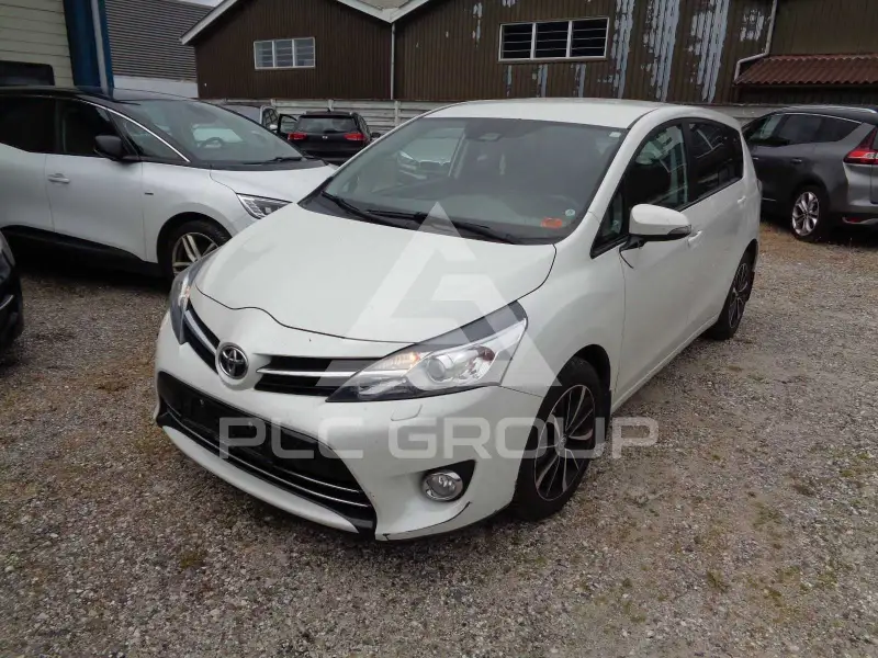 2017 Toyota VERSO