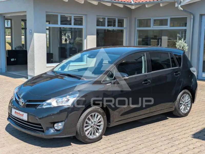 2017 Toyota VERSO