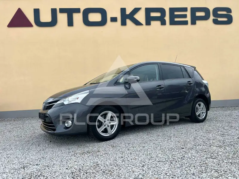 2017 Toyota VERSO