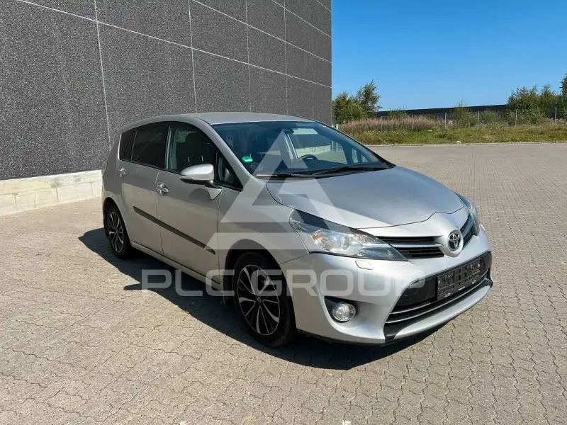 2017 Toyota VERSO