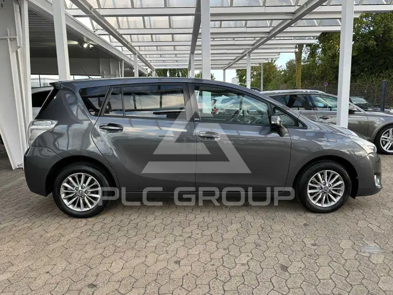 2017 Toyota VERSO