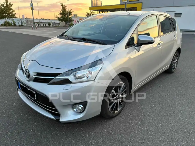 2017 Toyota VERSO