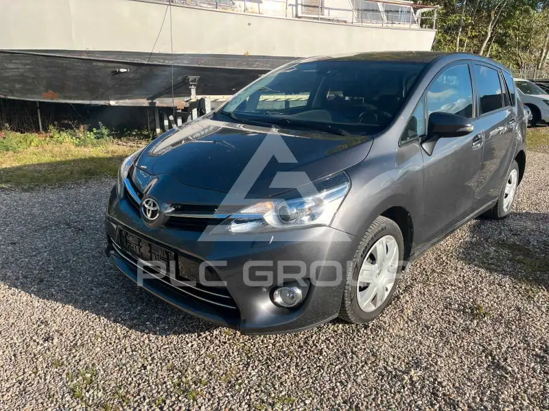 2017 Toyota VERSO