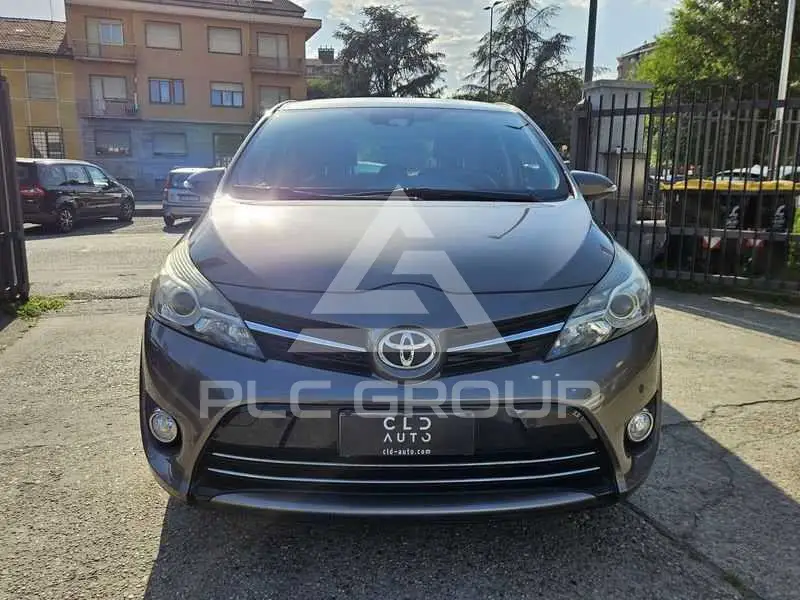 2017 Toyota VERSO