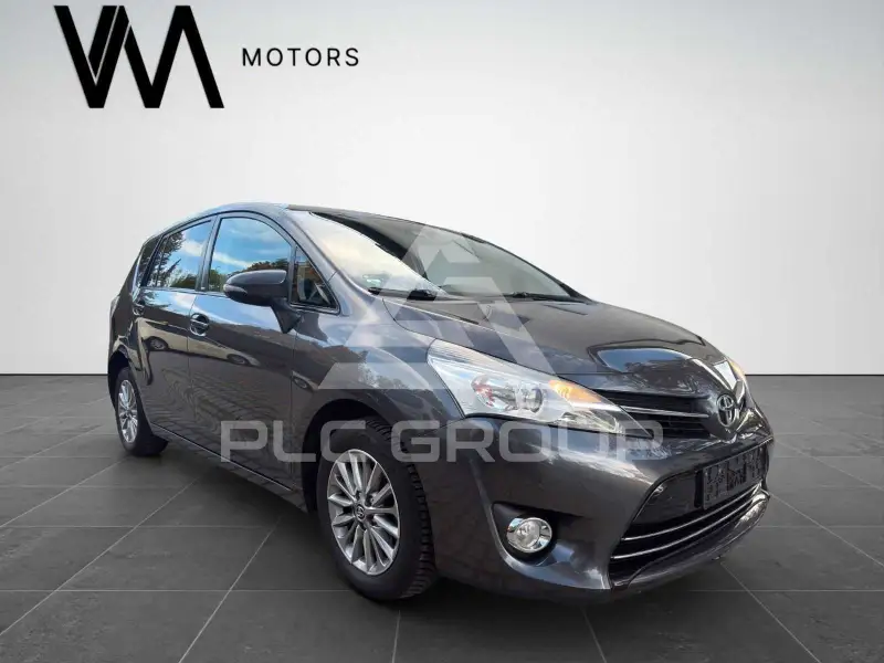 2017 Toyota VERSO
