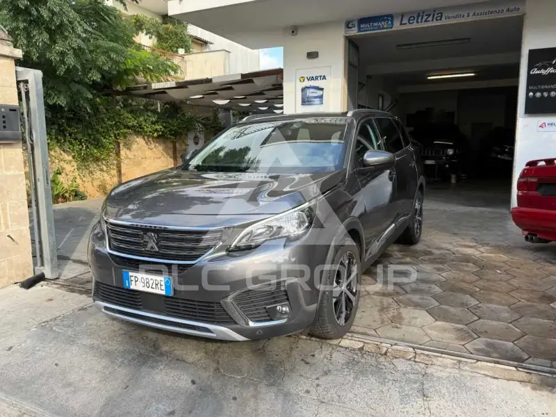 2017 Peugeot 5008