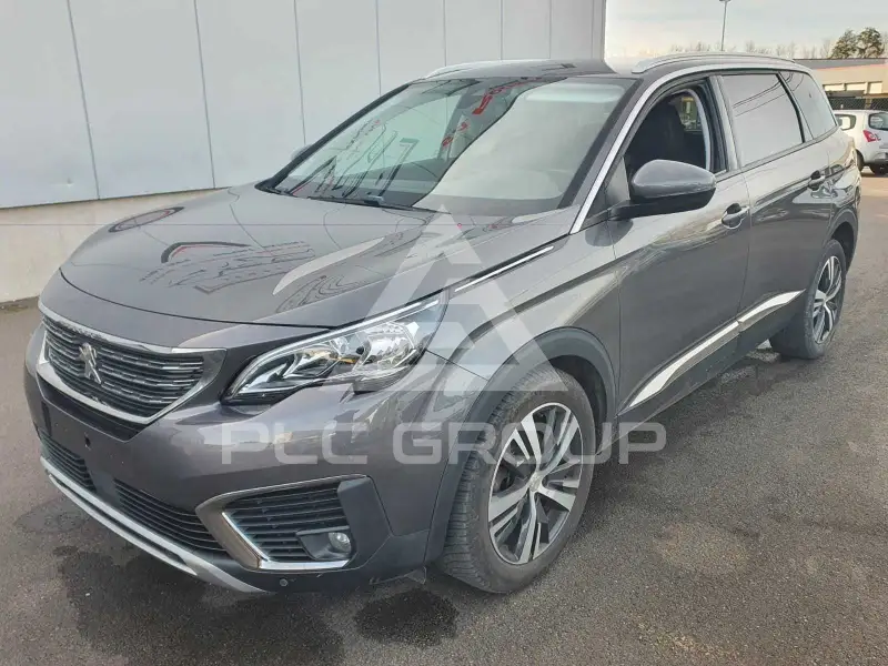2017 Peugeot 5008