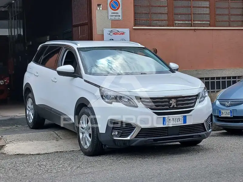 2017 Peugeot 5008