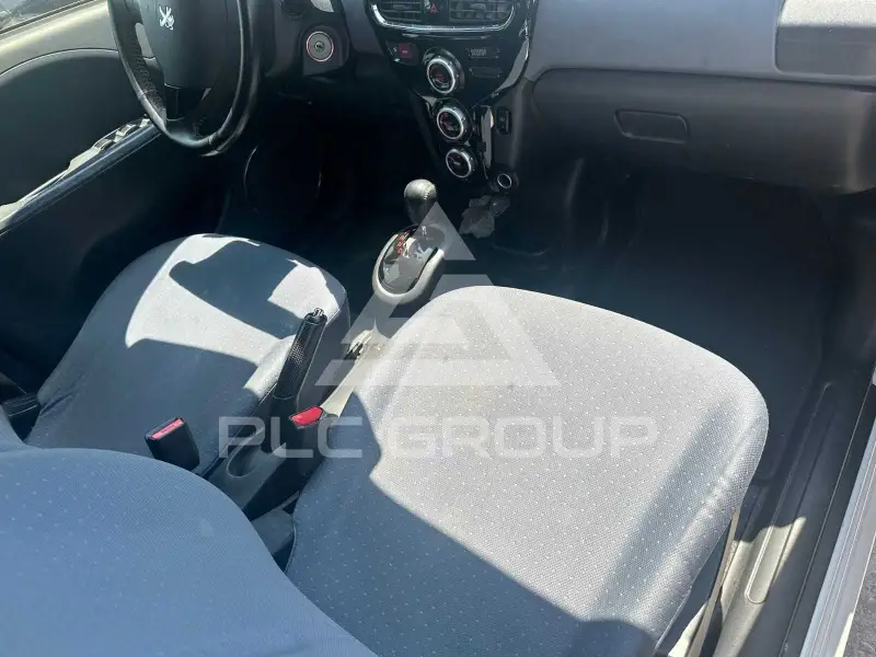 2017 Peugeot iOn