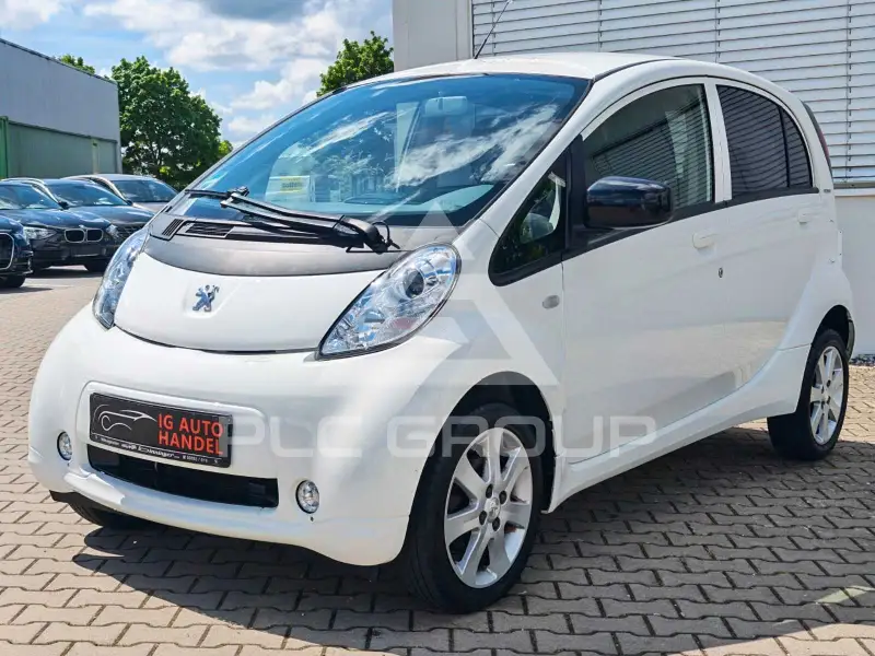 2017 Peugeot iOn