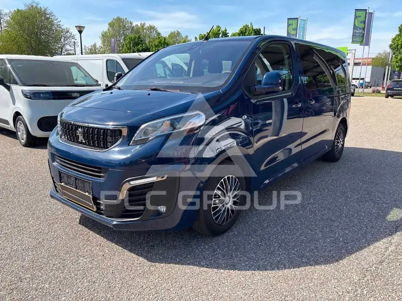2017 Peugeot Traveller