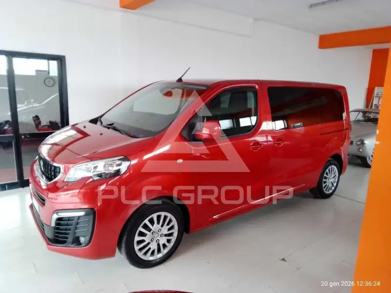 2017 Peugeot Traveller