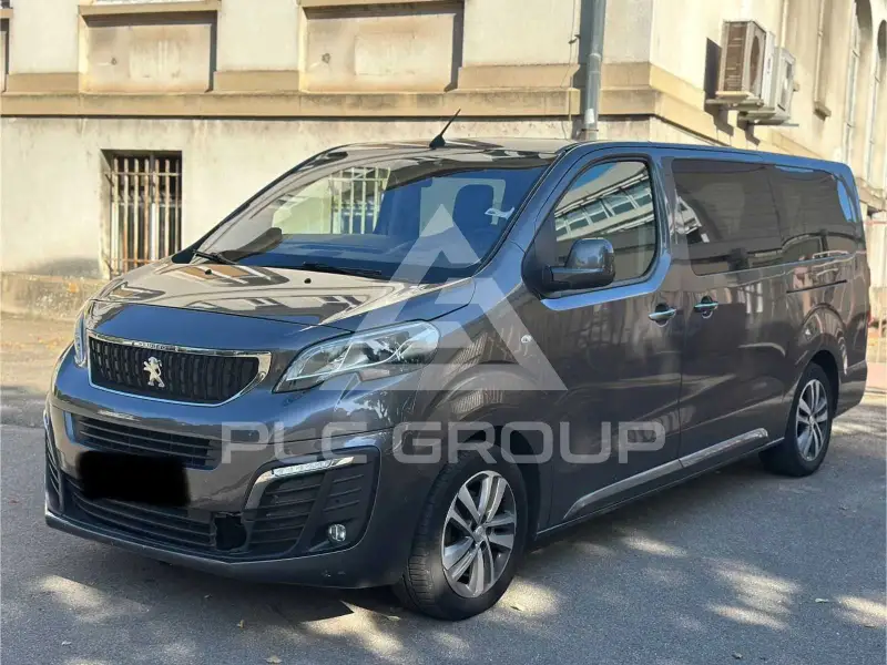 2017 Peugeot Traveller