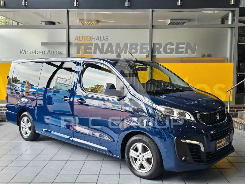 2017 Peugeot Traveller