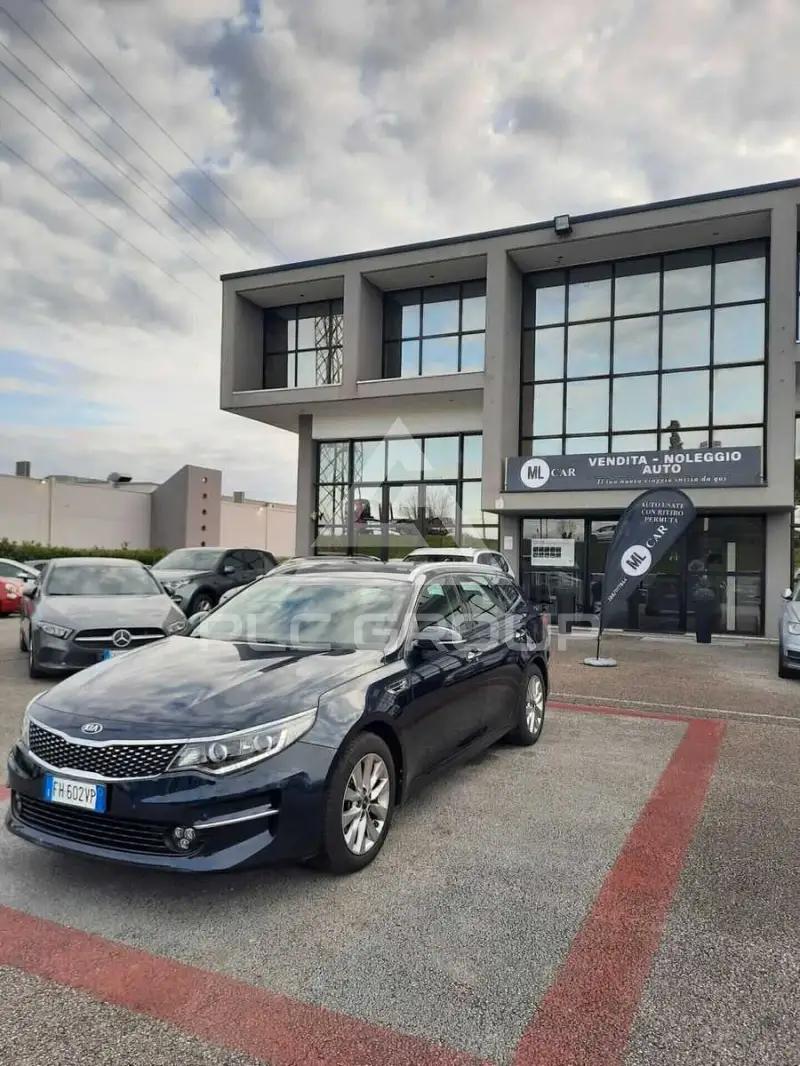 2017 KIA Optima