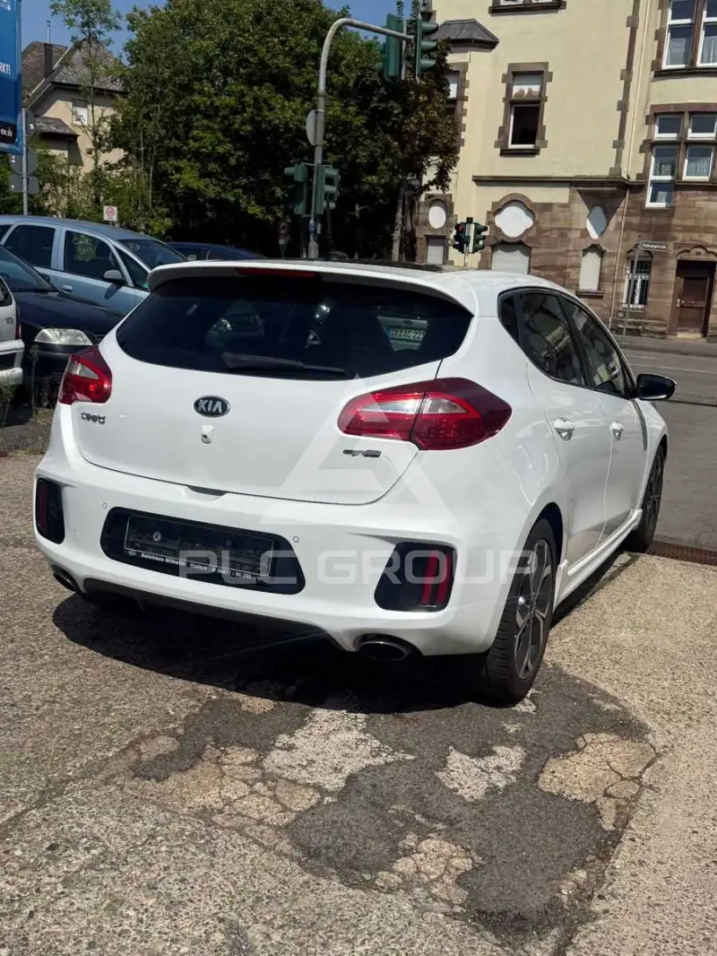 2017 KIA Unknown