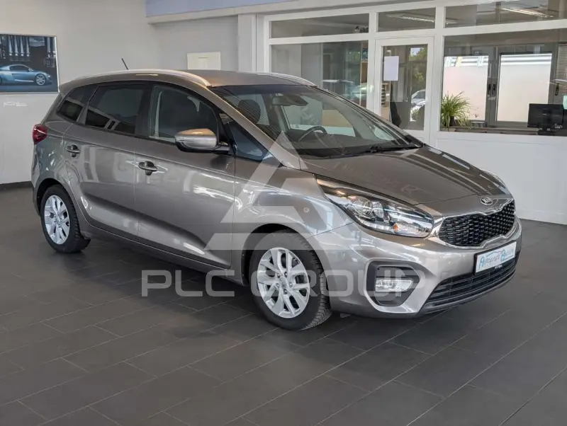 2017 KIA Carens