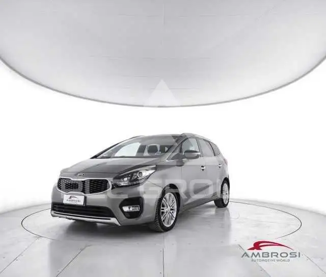 2017 KIA Carens