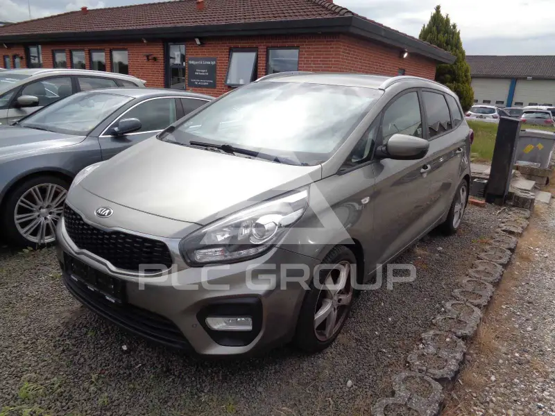 2017 KIA Carens