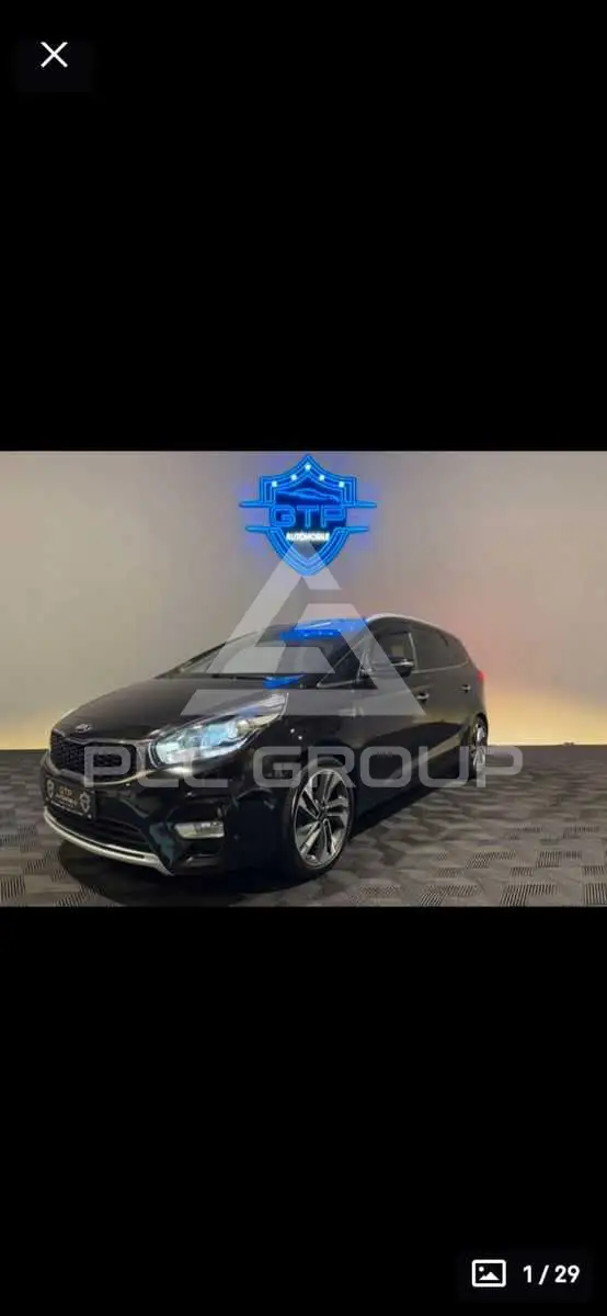 2017 KIA Carens