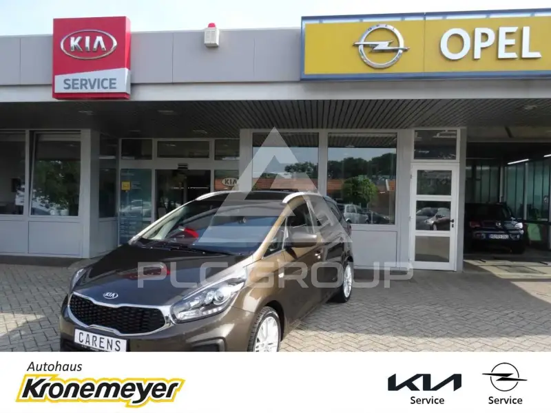 2017 KIA Carens