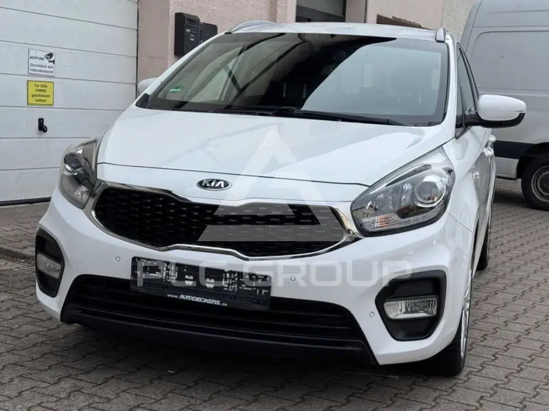 2017 KIA Carens