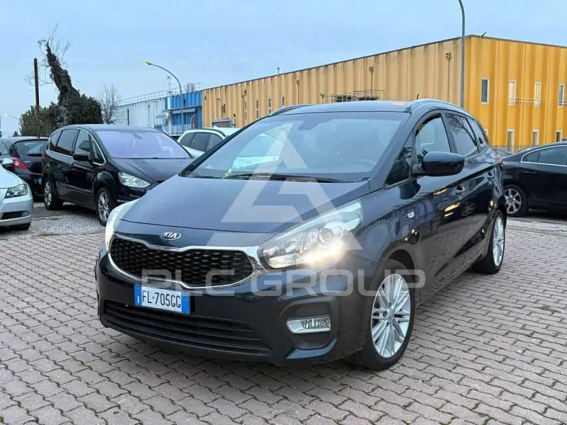 2017 KIA Carens