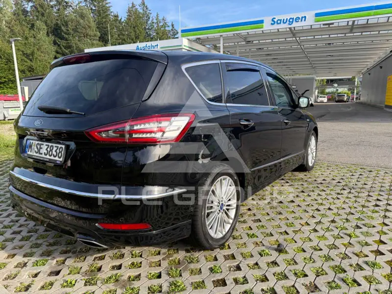 2017 Ford S-Max
