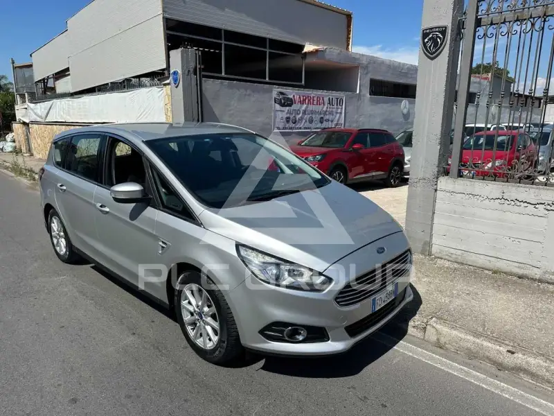 2017 Ford S-Max
