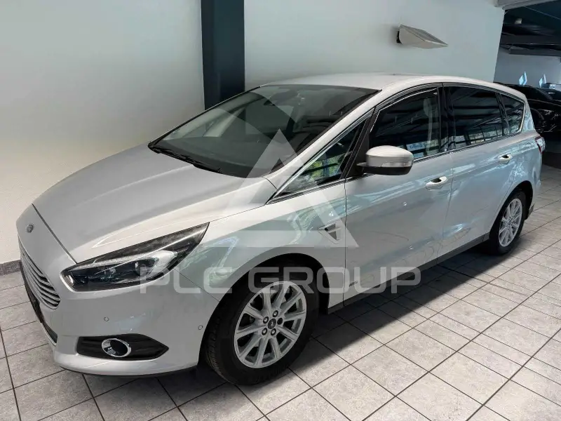 2017 Ford S-Max