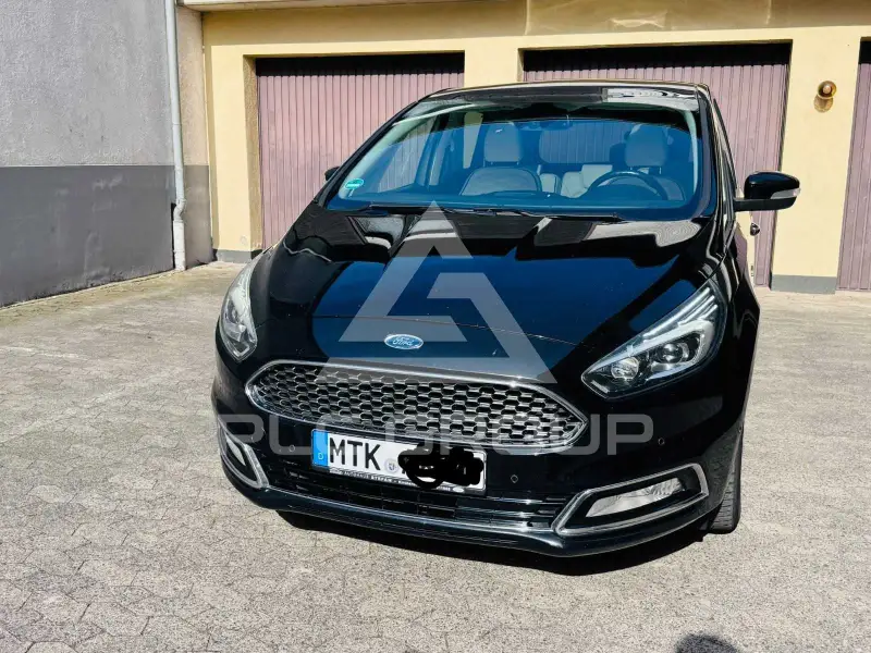 2017 Ford S-Max