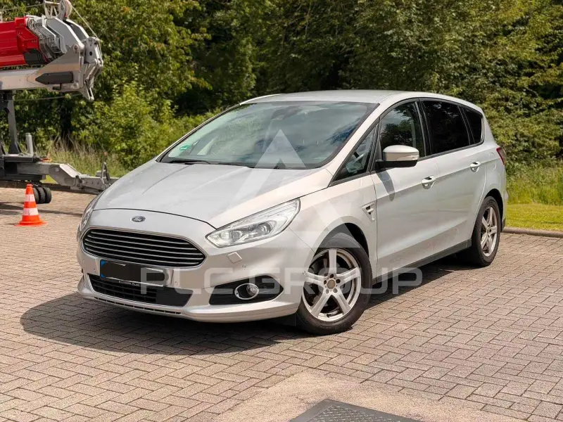 2017 Ford S-Max
