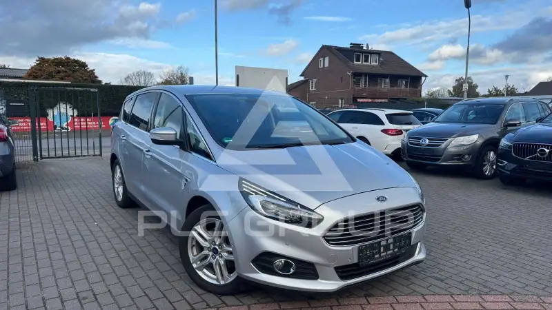 2017 Ford S-Max