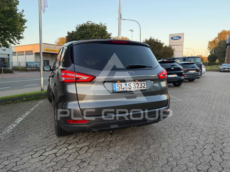 2017 Ford S-Max