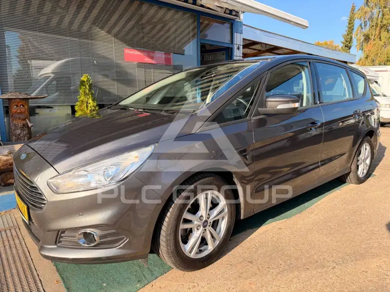 2017 Ford S-Max