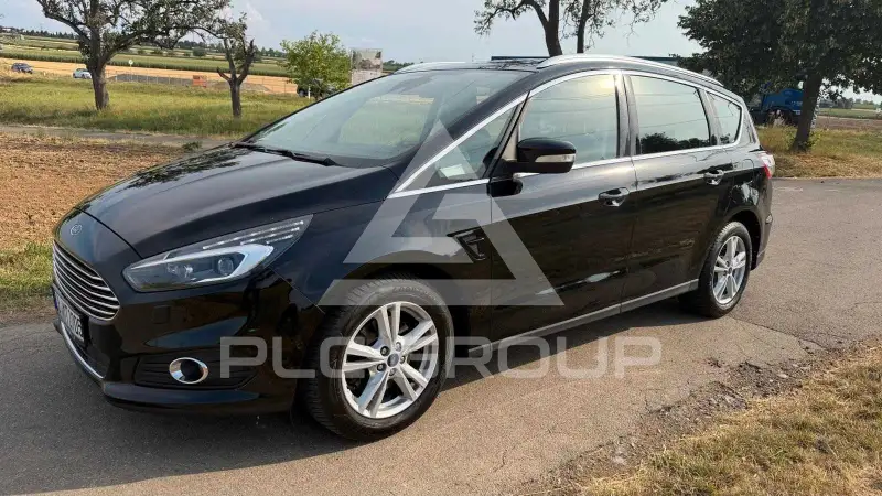 2017 Ford S-Max