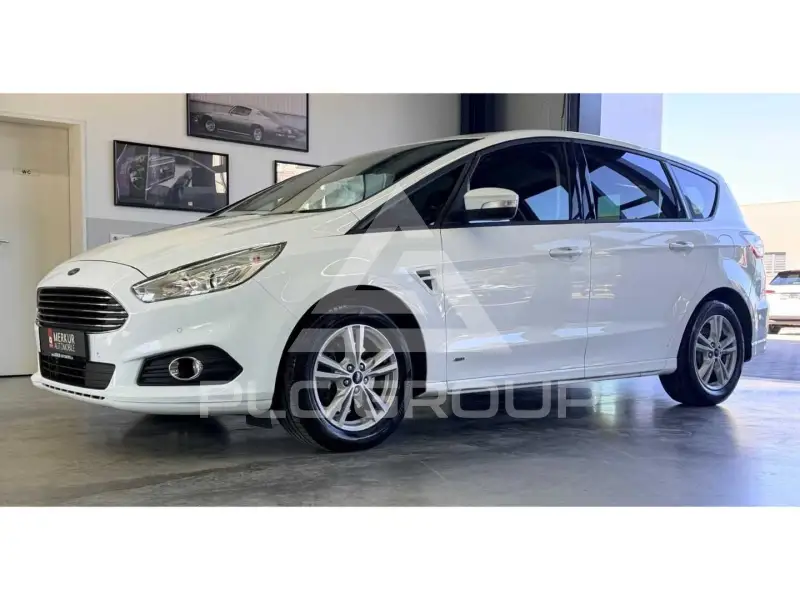 2017 Ford S-Max