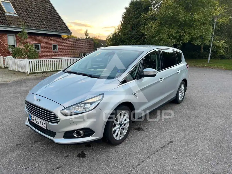 2017 Ford S-Max