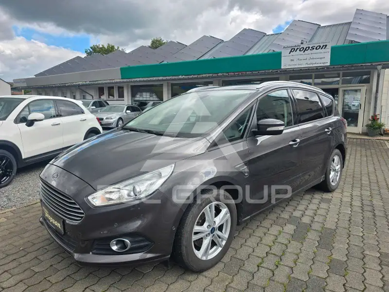2017 Ford S-Max