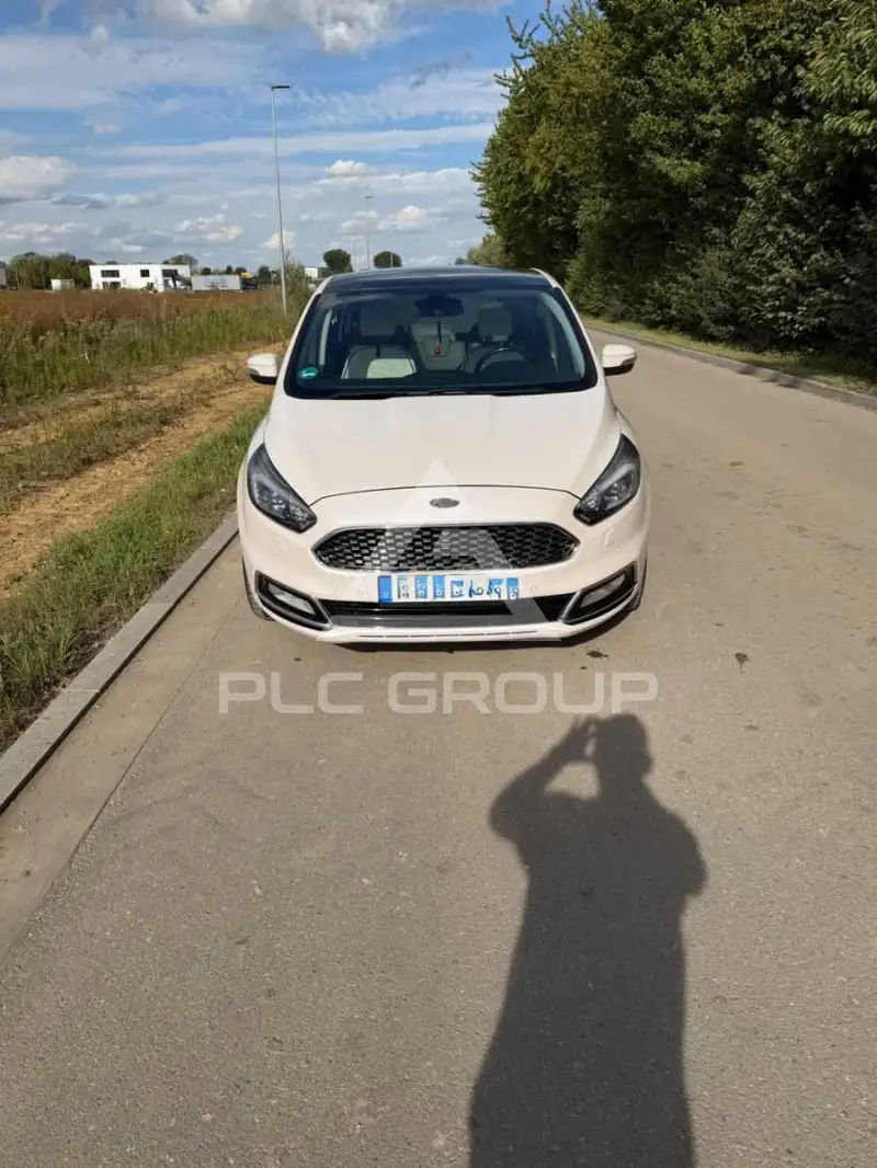2017 Ford S-Max