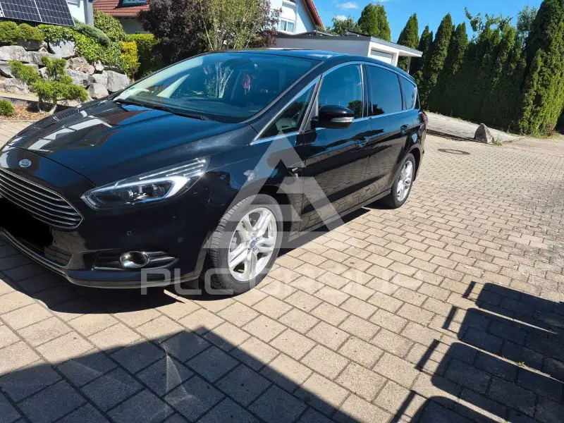2017 Ford S-Max