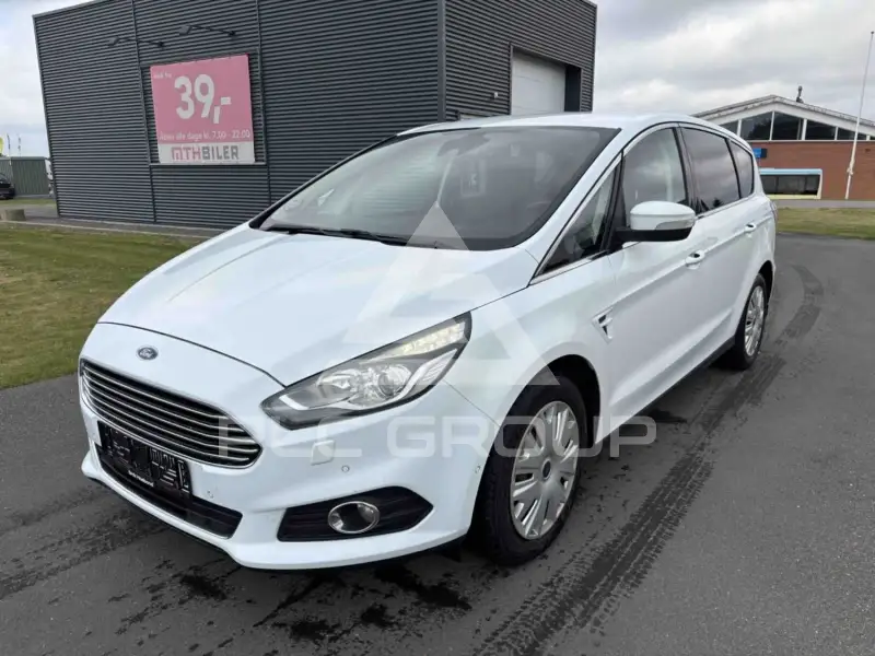 2017 Ford S-Max