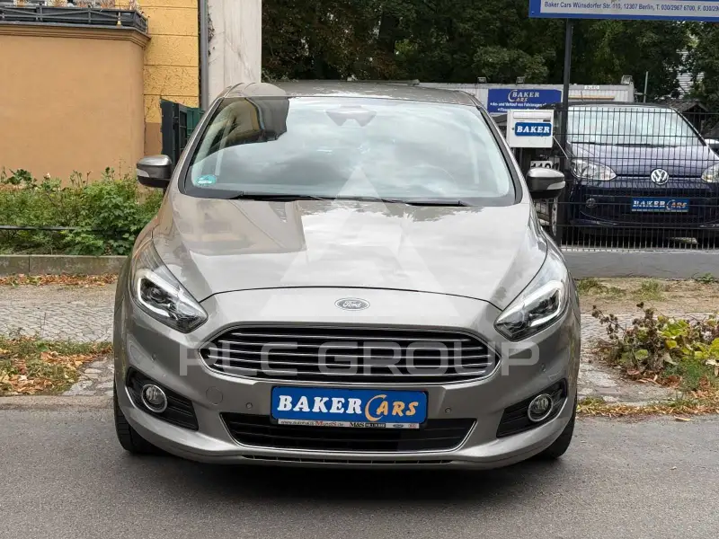 2017 Ford S-Max
