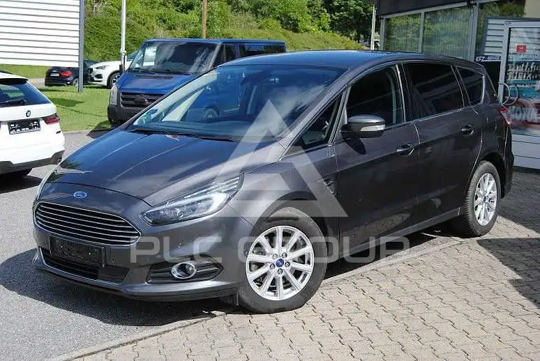 2017 Ford S-Max
