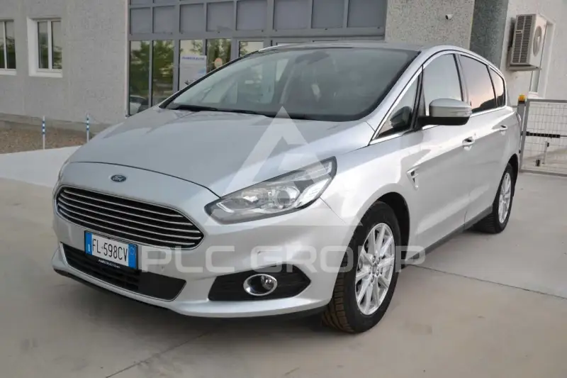 2017 Ford S-Max