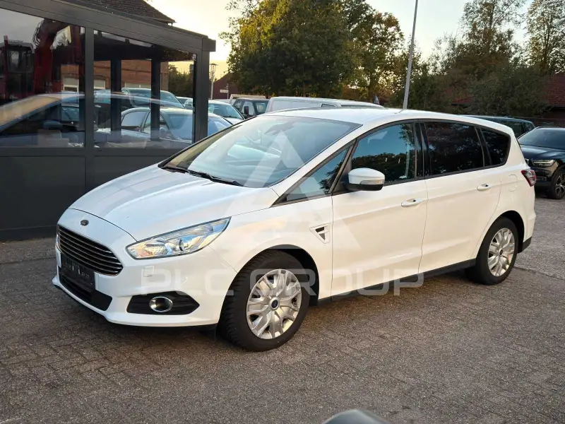 2017 Ford S-Max