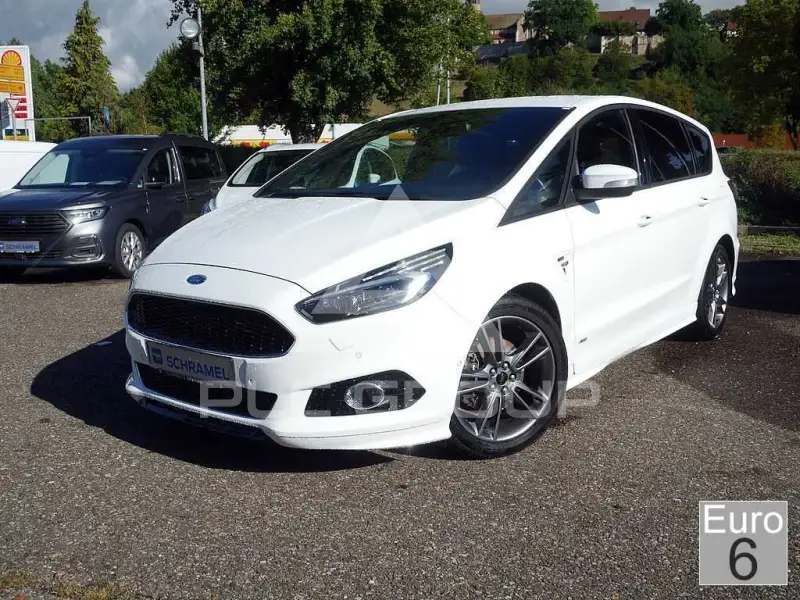 2017 Ford S-Max