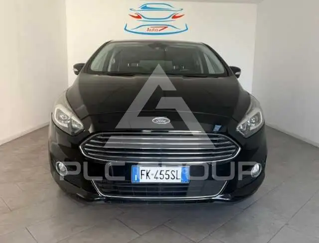 2017 Ford S-Max